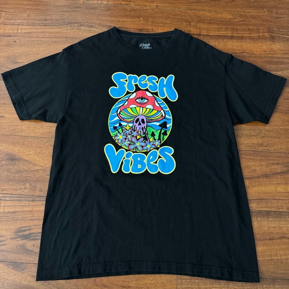 NEW FRESH VIBES BLACK T-SHIRT SZ LARGE L
